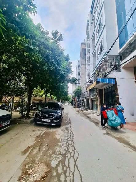 Toà CCMN Phùng Khoang. Nam Từ Liêm DT 105m x 8T. Mặt tiền 5.5m. Giá 30.8 tỷ