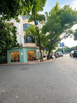 Cho thuê nhà mặt phố Trung Kính