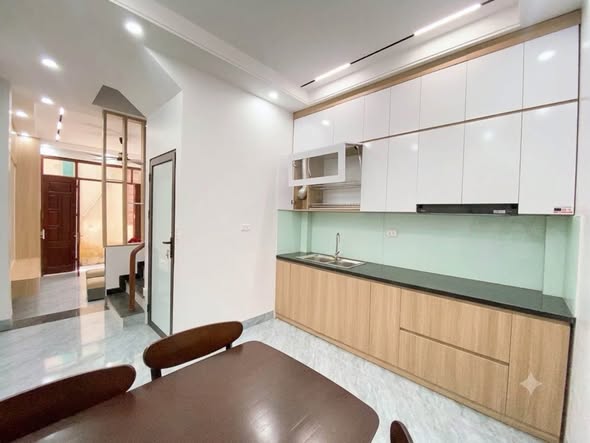 Ngõ nông cận phố - Kề Tân Mai - 42m2 - 7 tỷ 399