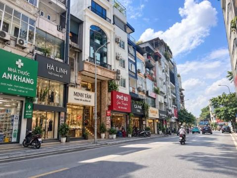 Nhà 2 mặt phố Vip Đống Đa 4xx/m2 không QH