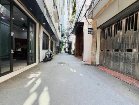 Nhà đẹp Lò Đúc ở ngay - 74m2 - không QH 2 thoáng - 17 tỷ