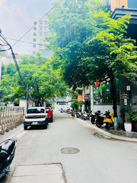 23.9 TỶ - BÁN NHÀ THÁI HÀ - 41M2 x 6T - THANG MÁY -  ÔTÔ TRÁNH - ĐỖ CỬA - VỈA HÈ - NHÀ MỚI.