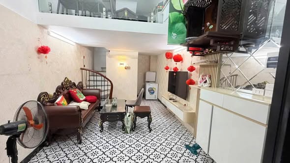 CHO THUÊ NHÀ 4 TẦNG – THỊNH HÀO 2, ĐỐNG ĐA, HÀ NỘI
