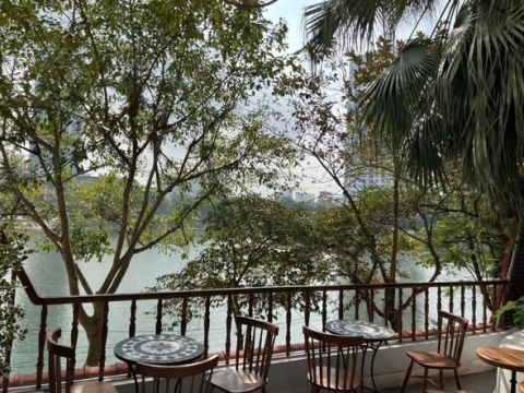 Sang nhượng quán cafe view đẹp PHẠM HUY THÔNG - ĐỐNG ĐA