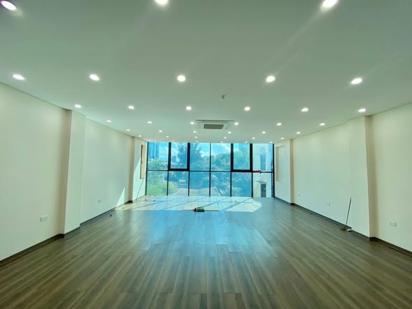 CHO THUÊ SÀN VP / MBKD 100M2 GIÁ CỰC RẺ PHỐ NGUYỄN TUÂN - KHUẤT DUY TIẾN - THANH XUÂN