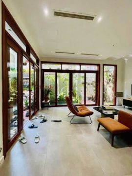 NHÀ PHỐ LINH LANG – BA ĐÌNH | 130M2 | MT 10M | CÁCH PHỐ 20M | SÂN VƯỜN | Ô TÔ