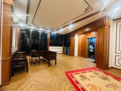 DÒNG TIỀN MỸ ĐÌNH SẦM UẤT 10M RA MẶT Ô TÔ 8 TẦNG THANG MÁY CHƯA TỚI 12 TỶ