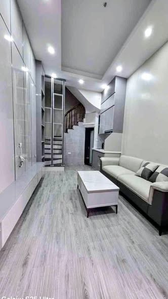 NHÀ MỚI RIÊNG 5 TẦNG - 3 PHÒNG NGỦ - 4 PHÒNG TẮM - TẠI TAM TRINH, P.VĨNH TUY - Q.HAI BÀ TRƯNG.