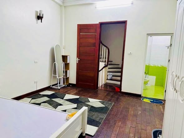 Bán bất động sản Ba đình chỉ 7tỷ 
X