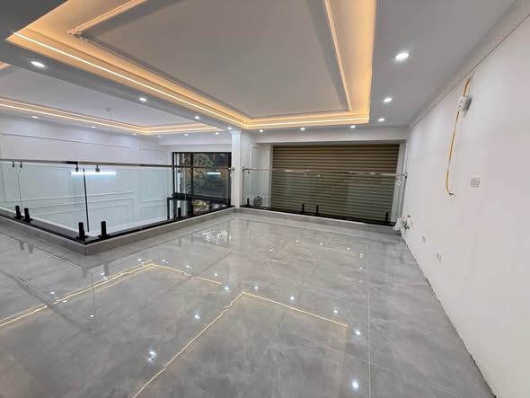 PHÂN LÔ VĨNH HOÀNG - VỈA HÈ Ô TÔ TRÁNH - MẶT TIỀN 8.5M - 6 TẦNG THANG MÁY - CHỈ 25 TỶ
