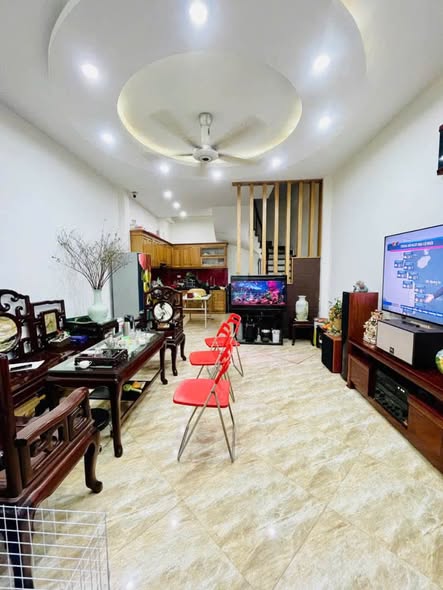 BẠCH MAI – NGÕ THÔNG THANH NHÀN – TRUNG TÂM HAI BÀ TRƯNG – NHÀ DÂN XÂY 5 TẦNG – 40M² – GIÁ 11 TỶ