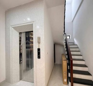 Nhà hiếm có khó tìm - một siêu phẩm vip không thể hoàn hảo hơn - tiện ích xung quanh bạt ngàn.