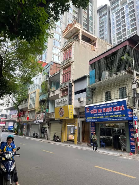 CHO THUÊ CỬA HÀNG TẦNG 1 THỤY KHUÊ, TÂY HỒ – 9TR/THÁNG