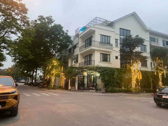 Cho thuê nhà nguyên căn Lê Trọng Tấn - Hà Đông