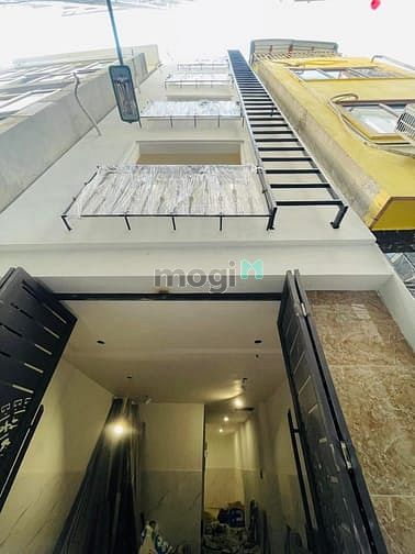 Bán Nhà Mễ trì - Quận Nam Từ Liêm - Dt 40m2 xây 6 tầng