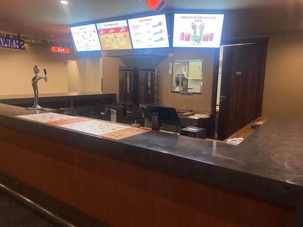 SANG NHƯỢNG KIOSK F&B ĐANG HOẠT ĐỘNG – CAPITAL PLACE, 29 LIỄU GIAI, BA ĐÌNH
