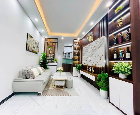 Cho thuê nhà nguyên căn ngõ 87 Đại Đồng, Hoàng Mai MỚI ĐẸP