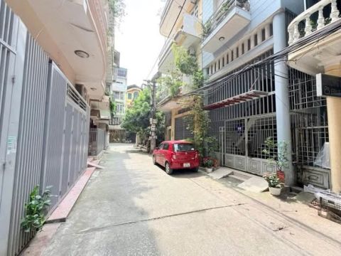 33 TỶ - NGỌC KHÁNH - 4 TẦNG - Ô TÔ TRÁNH - VỈA HÈ - KINH DOANH