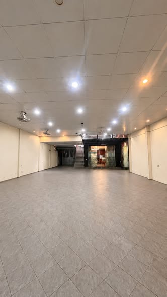 CHO THUÊ MẶT BẰNG KINH DOANH - VĂN PHÒNG TẠI XUÂN ĐỈNH · 200M² · 50 TRIỆU/THÁNG
