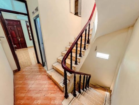 NHÀ RIÊNG 4 TẦNG TÂN MAI – 10 TRIỆU/THÁNG, Ô TÔ ĐỖ CỬA!