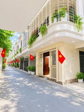 NGUYỄN XIỂN- NGÕ Ô TÔ- PHÂN LÔ- LÔ GÓC 3 MẶT THOÁNG- GIÁHỢP LÝ - NHÀ DÂN XÂY