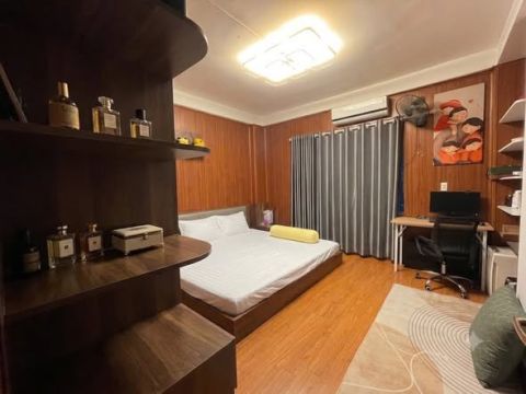 7.4 tỷ nhà Lê Quang Đạo, 36m2, 5 tầng, căn góc, 2 thoáng, dân xây chắc chắn còn mới