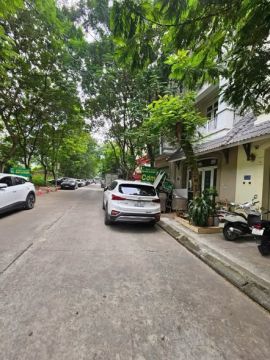 chủ cần tiền Giảm 3 ty - LK Văn Phú Hà Đông 68m/5 tầng chỉ 13.6 ty