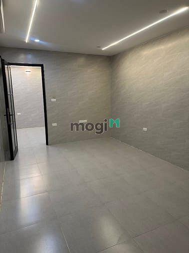 Bán nhà ngõ Minh Khai, giá 16 tỷ, 30m2x4T, căn góc, ô tô đỗ