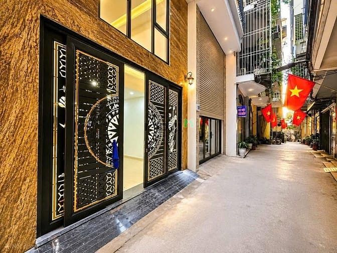 Bán Nhà Mặt Ngõ Phố Cù Chính Lan, Thanh Xuân, Dt 42m2 x 8 tầng.