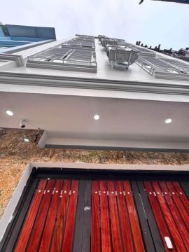 #Ngọc_Hà - Toà 17 căn hộ 65m² mặt tiền 5,6m 18,9 tỷ - Gần ô tô - 150m ra phố - Thang máy - Dòng t...