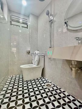 Nhà đẹp long lanh ngõ Minh Khai, giá 6.45 tỷ, hơn 26m2x3T, lô góc