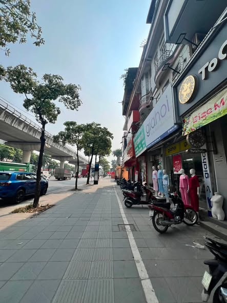 MẶT PHỐ – 2 MẶT TIỀN – 23,8 TỶ.
