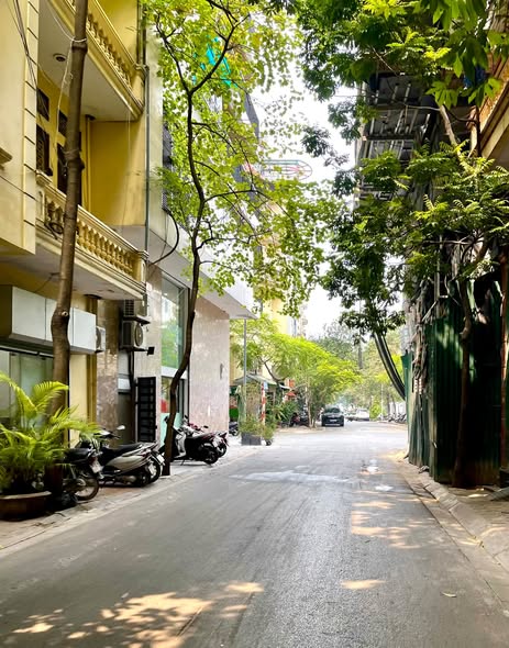 31.5 TỶ – NHÀ PHỐ HOÀNG CẦU – ĐỐNG ĐA | 7 TẦNG THANG MÁY – GARA RỘNG | PHÂN LÔ VIP – Ô TÔ TRÁNH |...