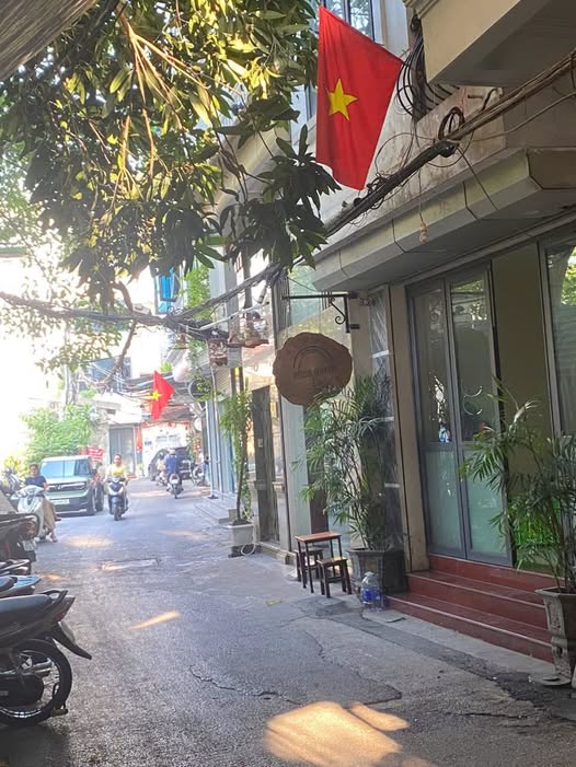 Cho Thuê Nhà Mặt ngõ 323 Trần Đại Nghĩa  - Hai Bà Trưng