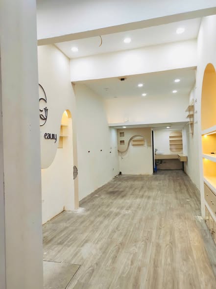 CẦN Cho thuê MBKD mặt phố Thái Hà, Đống Đa.
