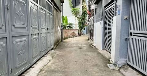 Bán Đất 40,8m2 Tổ 10 Phúc Lợi, Long Biên. Ngay gần UBND Phường, bãi đỗ xe, trường học, công viên