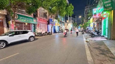 Mặt Phố Hoàng Văn Thái Thanh Xuân 52m x 4 Tầng Mặt Tiền 4.6m. Nhà Dân Xây - Vỉa Hè Rộng - Kinh Do...