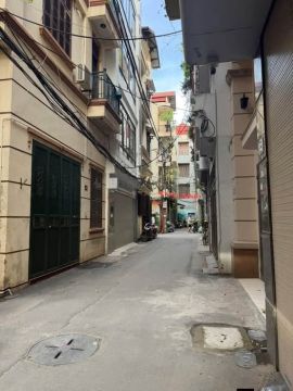 Bán nhà riêng phố Nguyễn Công Trứ sát Lò Đúc, quận Hai Bà Trưng, ngõ trước nhà nông rộng, sạch sẽ...