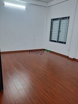 Nhà đẹp ngõ Đội Cấn giá 15 tỷ, 32m2x5T, ở luôn, KD được, ô tô đỗ