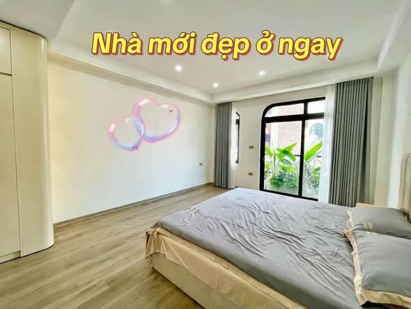 TUYỆT PHẨM NHÀ DỊCH VỌNG XÂY MỚI - TT CẦU GIẤY- THANG MÁY - 2 THOÁNG TRƯỚC SAU - HƠN 8TỶ- Vị trí ...