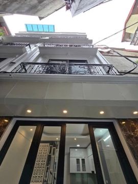 CHÍNH CHỦ BÁN NHÀ MỚI – LÔ GÓC HIẾM – NGÕ THÔNG TÔN ĐỨC THẮNG, ĐỐNG ĐA