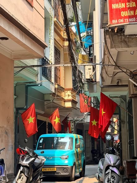 Thái Hà – gần ngã tư Chùa Bộc | 30,4m² | 5 tầng | Giá 9,3 tỷ