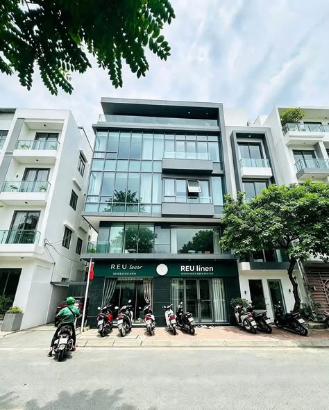 SIÊU PHẨM MẶT PHỐ THANH XUÂN – LÔ GÓC 2 MẶT TIỀN – THANG MÁY – KINH DOANH