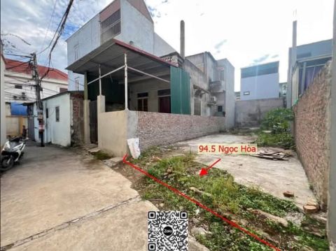 - Chính chủ gửi bán lô đất 94,5m2 full thổ cư tại Ngọc Hòa(phường Chương Mỹ mới), Sát Trục Chính ...