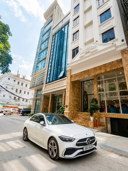 BÁN TÒA NHÀ VĂN PHÒNG MỸ ĐÌNH – DÒNG TIỀN 2 TỶ/NĂM – Hơn 60 tỷ ( Thiện chí bán )- Thông số: 110m²...