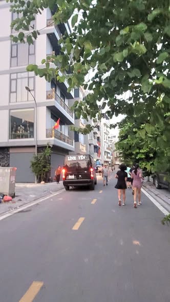 Chỉ Hơn 6Tỷ Nhà 42m²- 4tầng lô góc thoáng sáng ngay Phố Trung Tâm - Hà Đông