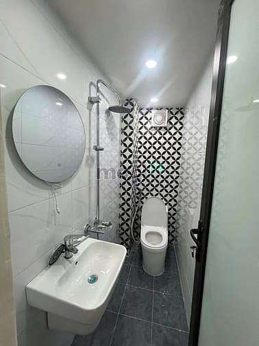 Nhà đẹp long lanh ngõ Ngọc Khánh, giá 8.9 tỷ, 28m2x4T, ẢNH THẬT