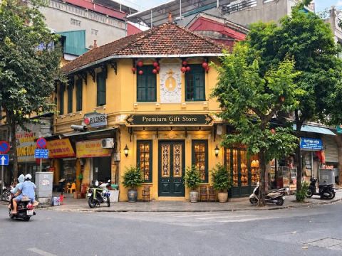 Cho thuê MBKD Biệt Thự Lô Góc - Mặt Phố Cổ Hoàn Kiếm.