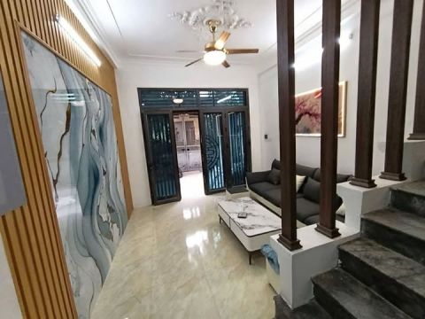 NHÀ ĐẸP HOÀNG MAI – 5 TẦNG CHẮC CHẮN – NHỈNH 5 TỶ