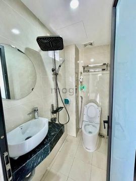 Nhà đẹp long lanh ngõ Hoàng Hoa Thám, giá 16.8 tỷ, 63m2x8T, ảnh thật